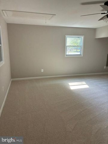 8403 BRANCHWOOD CIR, Clinton, MD 20735