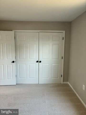 8403 BRANCHWOOD CIR, Clinton, MD 20735