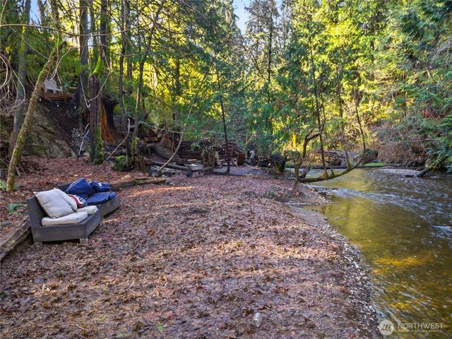 101 E Errigal Place, Shelton, WA 98584