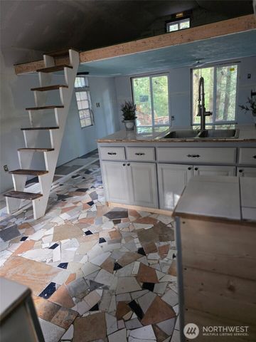 101 E Errigal Place, Shelton, WA 98584