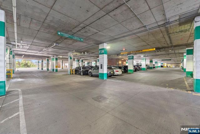 3103 City Place, Edgewater, NJ 07020