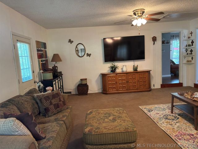 353 Council Tree Drive, Canadian, OK 74425