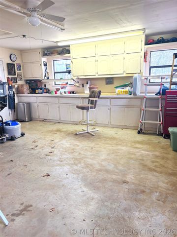 353 Council Tree Drive, Canadian, OK 74425