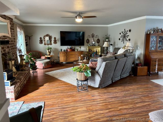 353 Council Tree Drive, Canadian, OK 74425