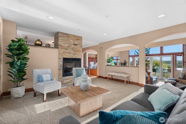20619 NE 16th Street, Sammamish, WA 98074