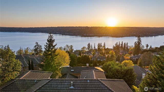 20619 NE 16th Street, Sammamish, WA 98074