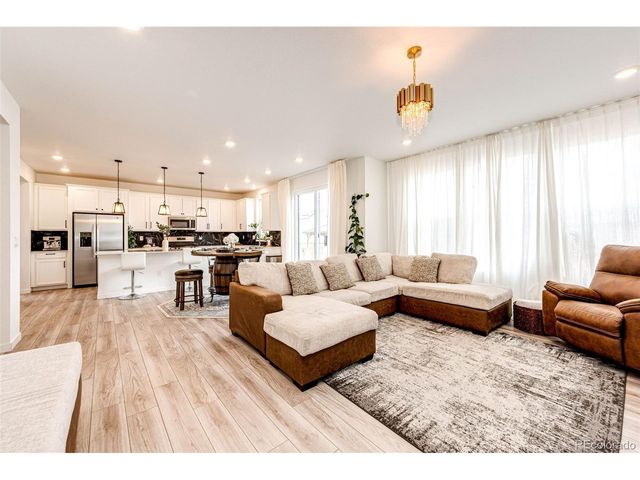 24503 E Walsh Ave, Aurora, CO 80018