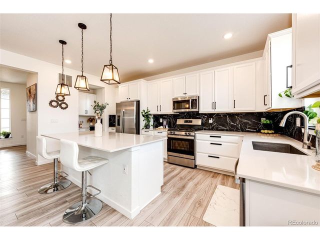 24503 E Walsh Ave, Aurora, CO 80018