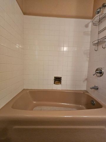 805 NW Ave M Place, Andrews, TX 79714