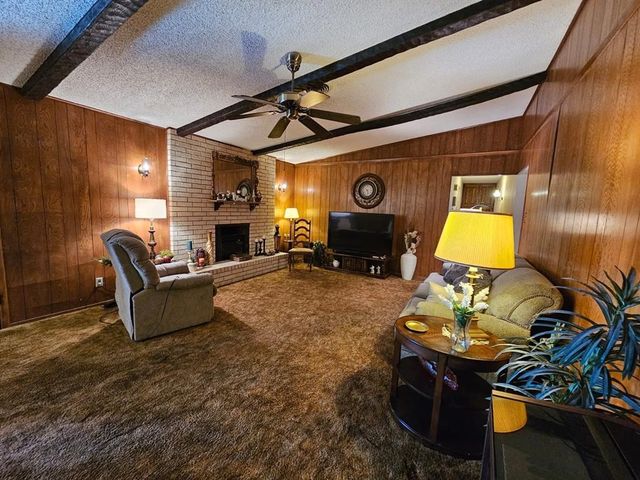 805 NW Ave M Place, Andrews, TX 79714