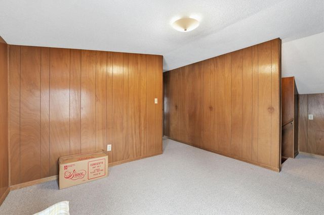 1610 Fremont Avenue, Saint Paul, MN 55106