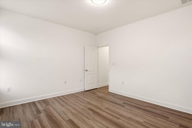 208 DARDEN CT W, Martinsburg, WV 25403