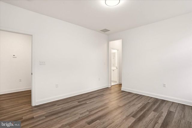 208 DARDEN CT W, Martinsburg, WV 25403