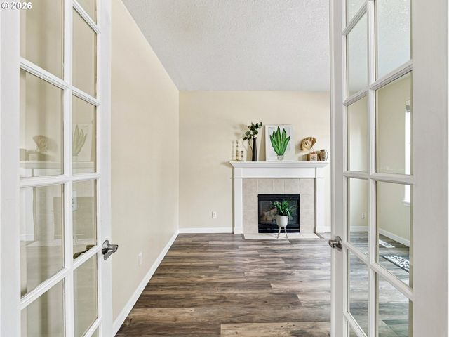 1473 Se YULAN Way, Hillsboro, OR 97123
