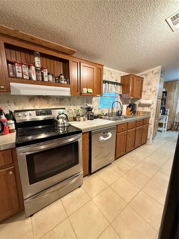 5109 SW 10TH STREET, Bell, FL 32619