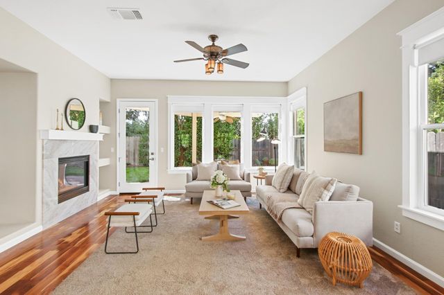 1988 Larkhall Cir, Folsom, CA 95630