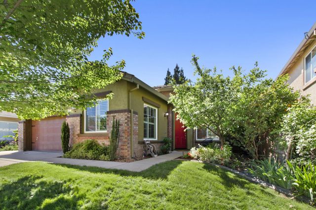 1988 Larkhall Cir, Folsom, CA 95630