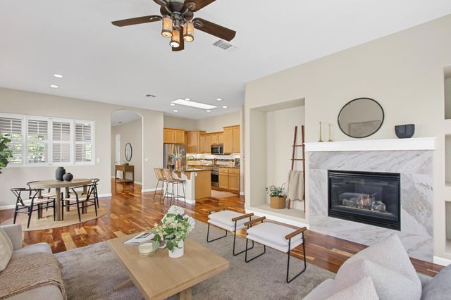 1988 Larkhall Cir, Folsom, CA 95630