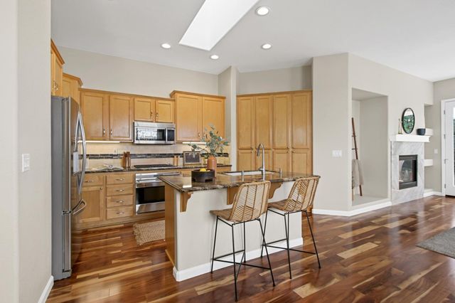 1988 Larkhall Cir, Folsom, CA 95630