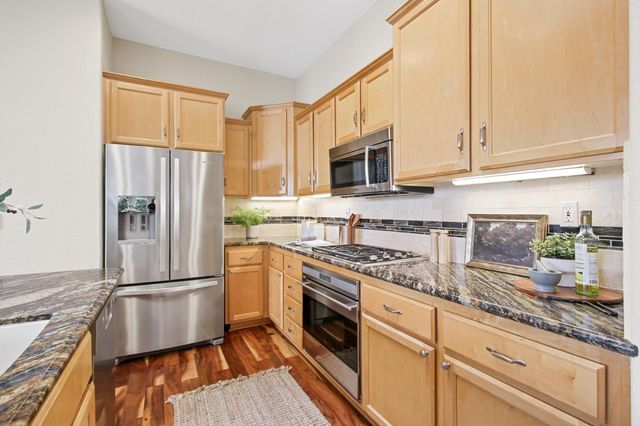 1988 Larkhall Cir, Folsom, CA 95630