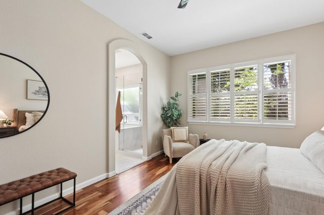 1988 Larkhall Cir, Folsom, CA 95630