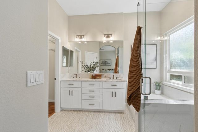 1988 Larkhall Cir, Folsom, CA 95630