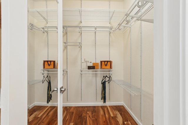 1988 Larkhall Cir, Folsom, CA 95630