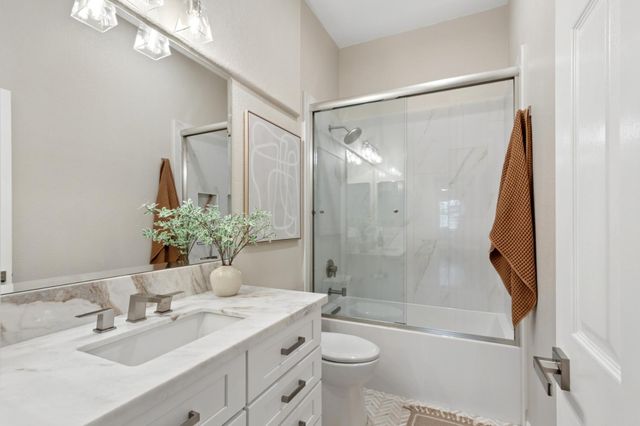 1988 Larkhall Cir, Folsom, CA 95630