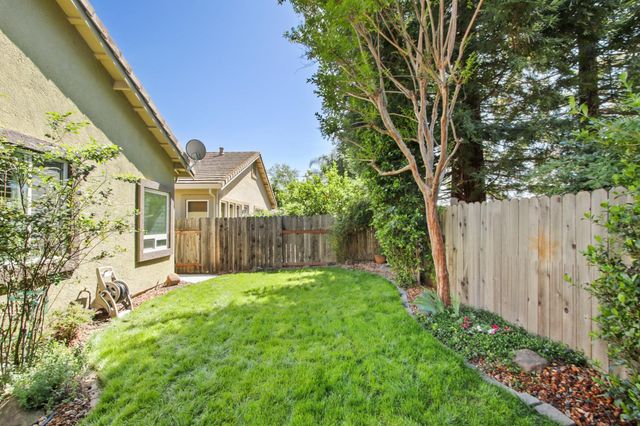 1988 Larkhall Cir, Folsom, CA 95630
