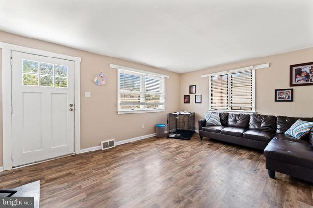31 E 3RD AVE, Pine Hill, NJ 08021