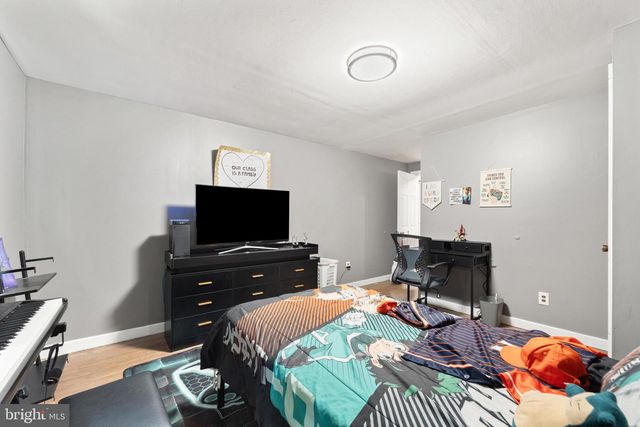 31 E 3RD AVE, Pine Hill, NJ 08021