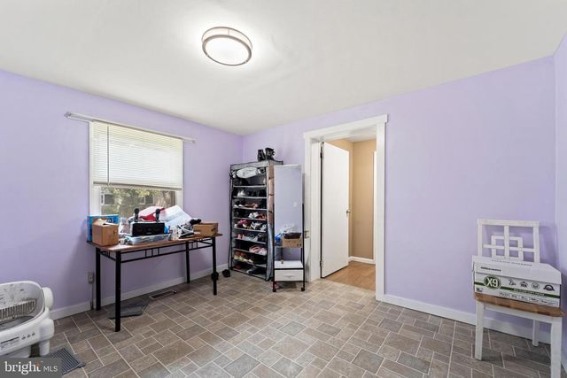 31 E 3RD AVE, Pine Hill, NJ 08021