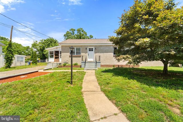 31 E 3RD AVE, Pine Hill, NJ 08021