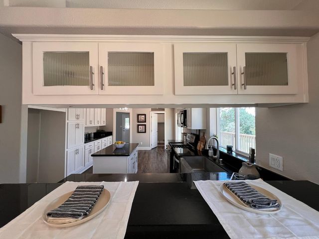 12155 Gilham ct, Grass Valley, CA 95949