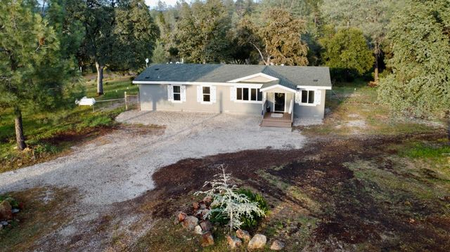 12155 Gilham ct, Grass Valley, CA 95949
