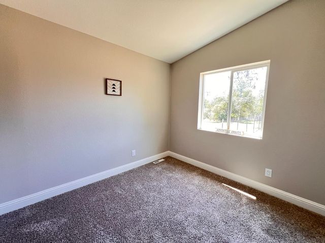 12155 Gilham ct, Grass Valley, CA 95949