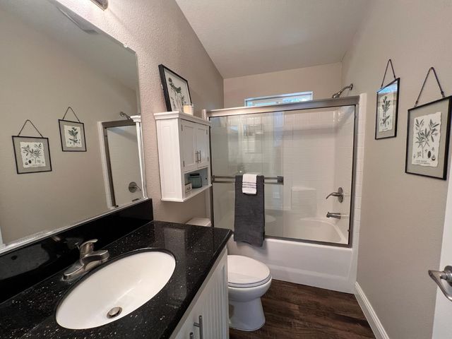 12155 Gilham ct, Grass Valley, CA 95949