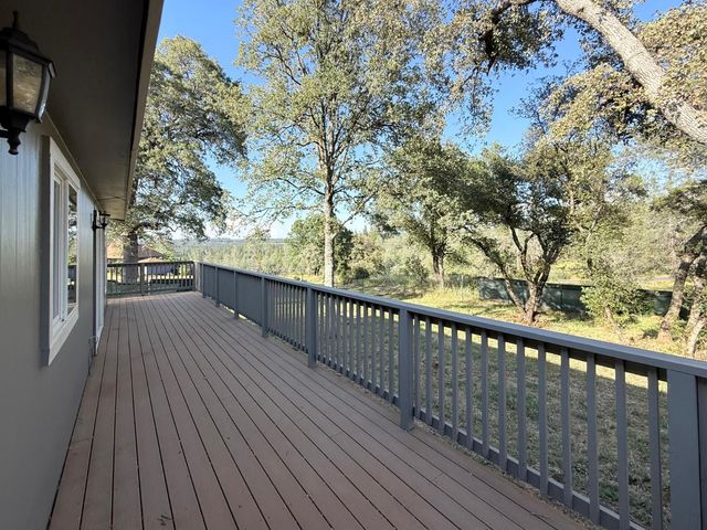 12155 Gilham ct, Grass Valley, CA 95949