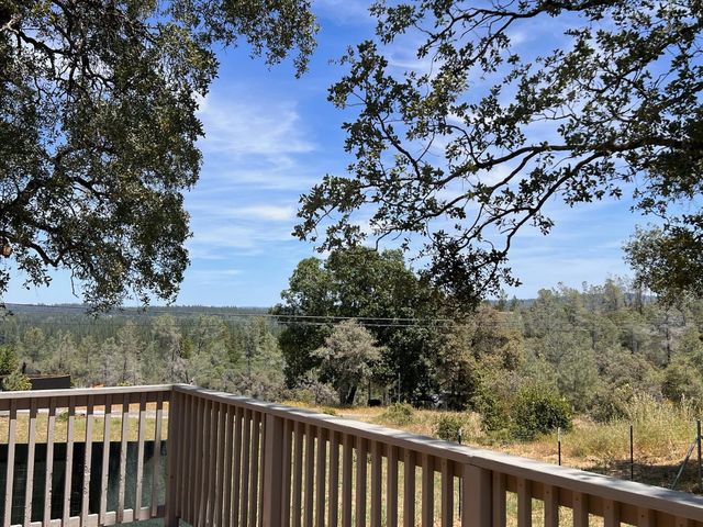 12155 Gilham ct, Grass Valley, CA 95949