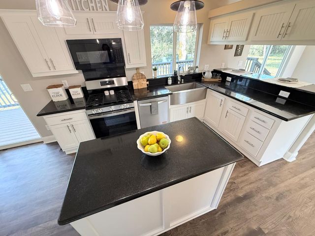12155 Gilham ct, Grass Valley, CA 95949