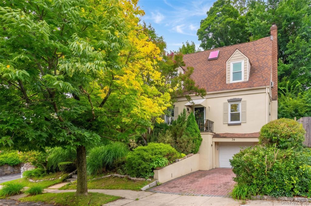 37 ( Aka 39 ) Sunrise Terrace, Yonkers, NY 10703 — exterior