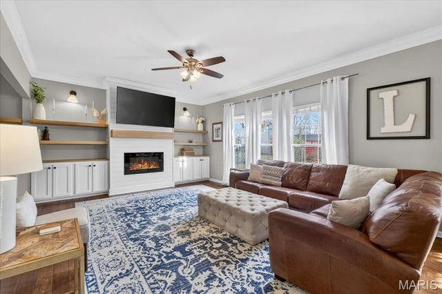 706 Edgewood Avenue, Kirkwood, MO 63122