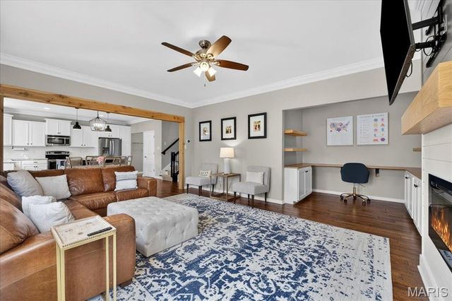 706 Edgewood Avenue, Kirkwood, MO 63122