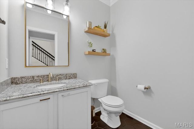 706 Edgewood Avenue, Kirkwood, MO 63122