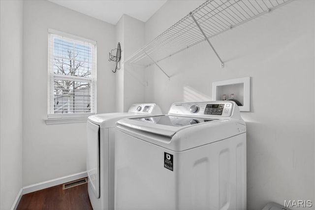 706 Edgewood Avenue, Kirkwood, MO 63122