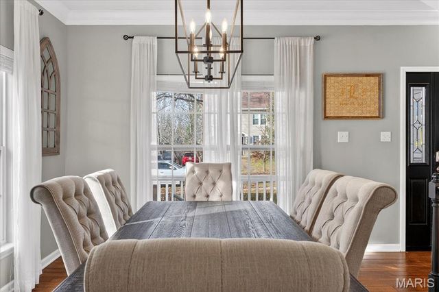 706 Edgewood Avenue, Kirkwood, MO 63122