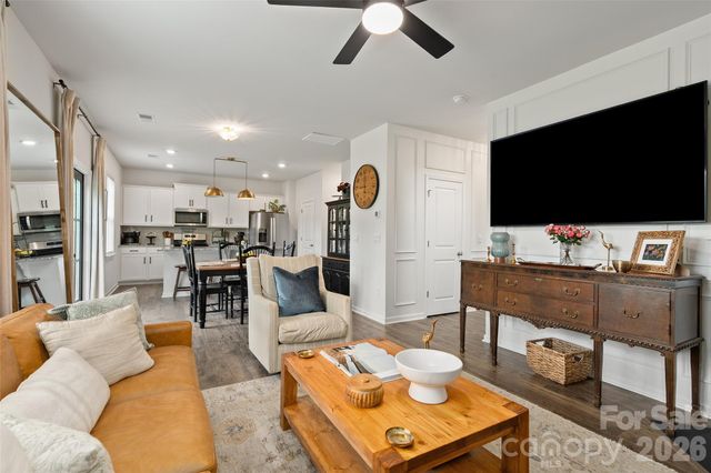 129 Valleywood Drive, Waynesville, NC 28786