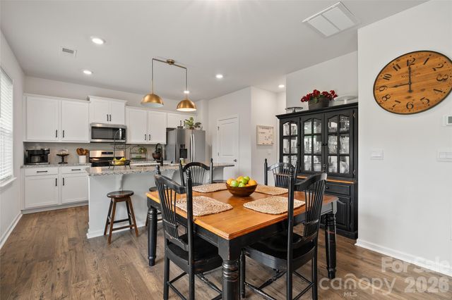 129 Valleywood Drive, Waynesville, NC 28786