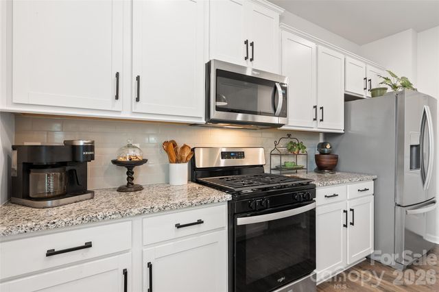 129 Valleywood Drive, Waynesville, NC 28786