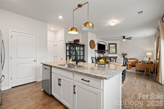 129 Valleywood Drive, Waynesville, NC 28786
